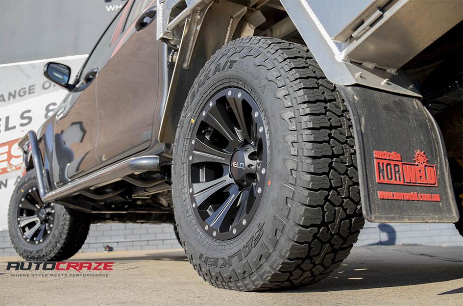 TOYOTA HILUX N80 4WD HE901 SATIN BLACK DARK TINT